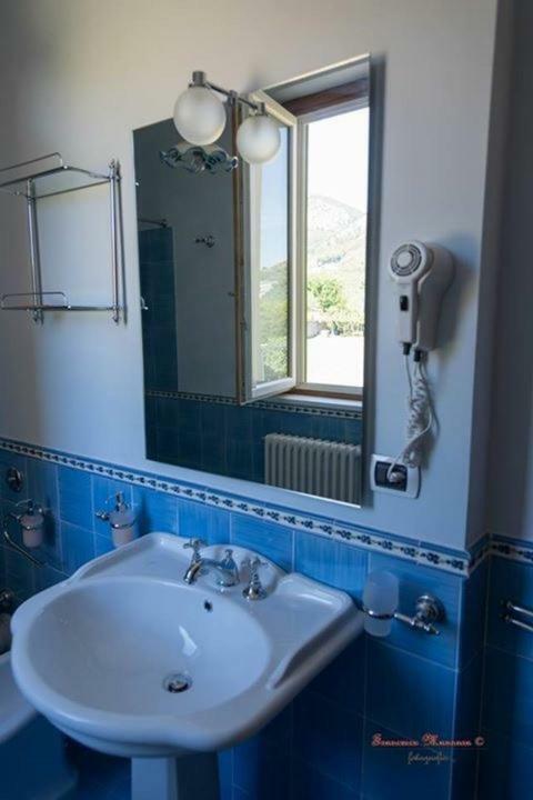Camera Matrimoniale con Bagno Privato Esterno