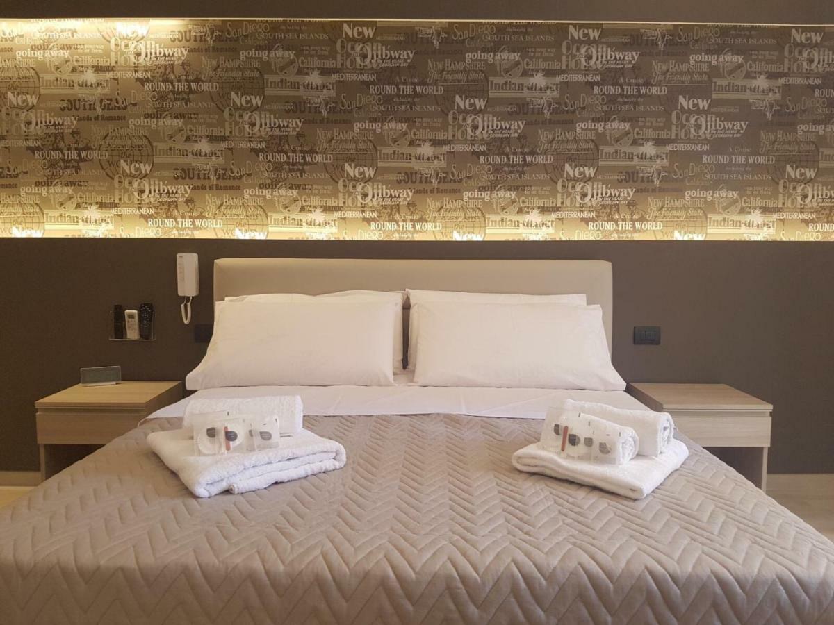 Family Room,891676027:JPEG