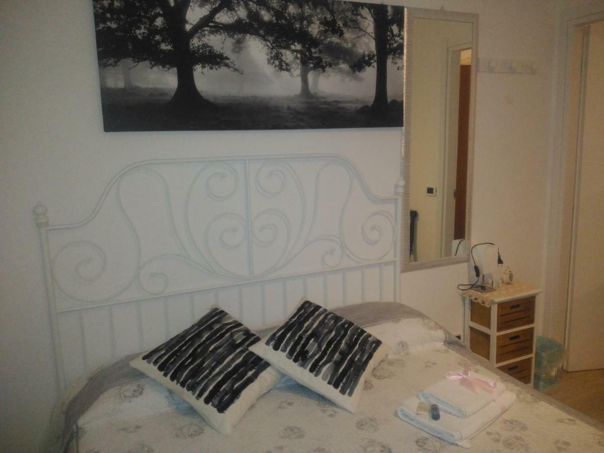 Deluxe Double Room Private Bathroom