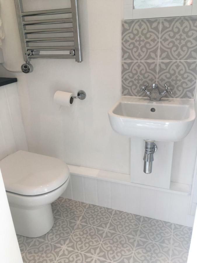 Standard Double Room with Shower