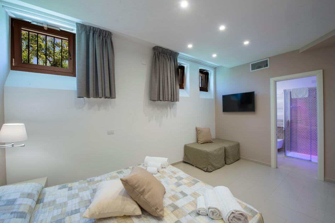 Standard Double Room without Balcony,904219600:JPEG