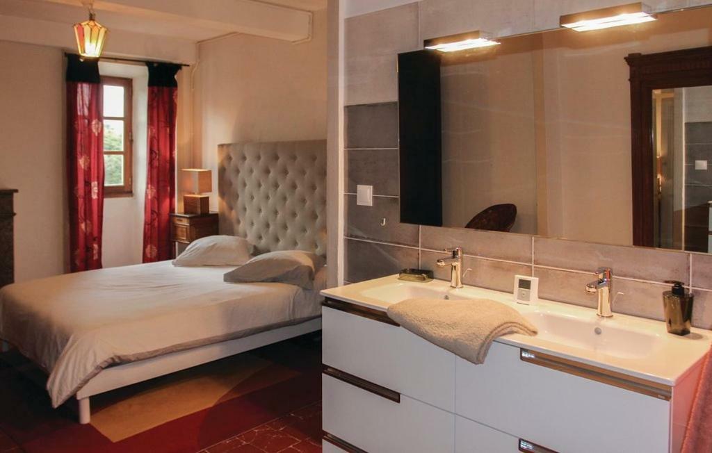 Chambre Familiale avec Salle de Bains Privative