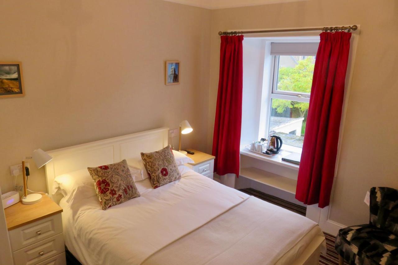 Double Room with Private External Bathroom,925616071:JPEG