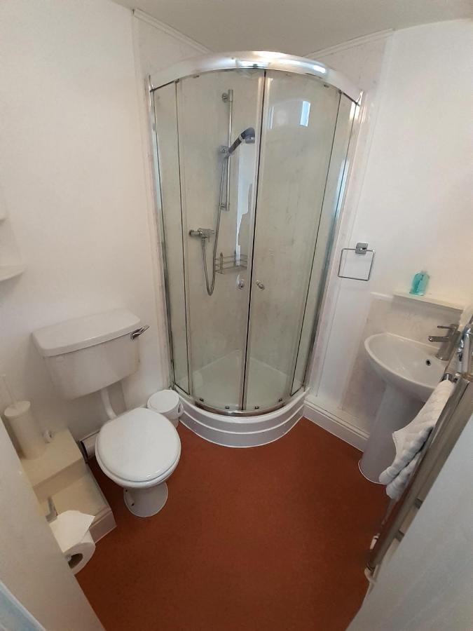 Family Room,1362462848:JPEG