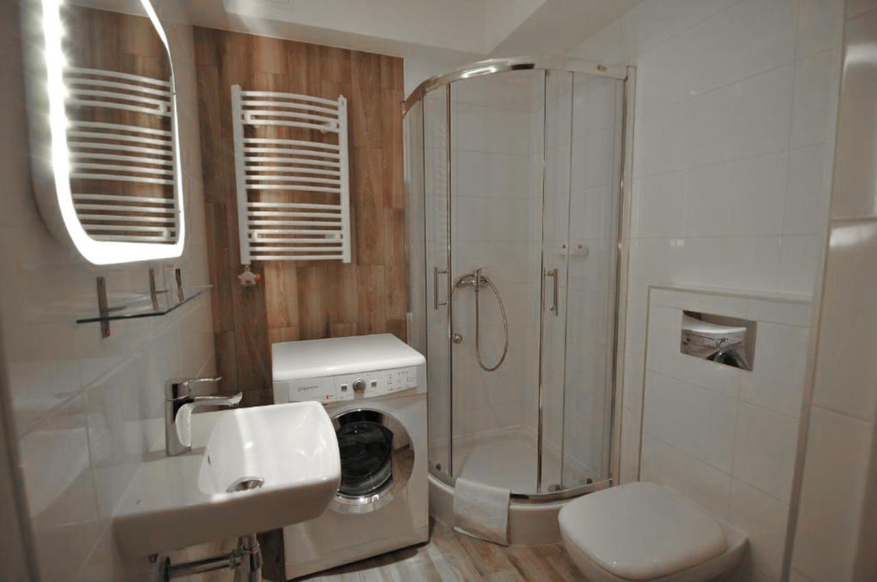 Studio (4 Adults) with Kitchen