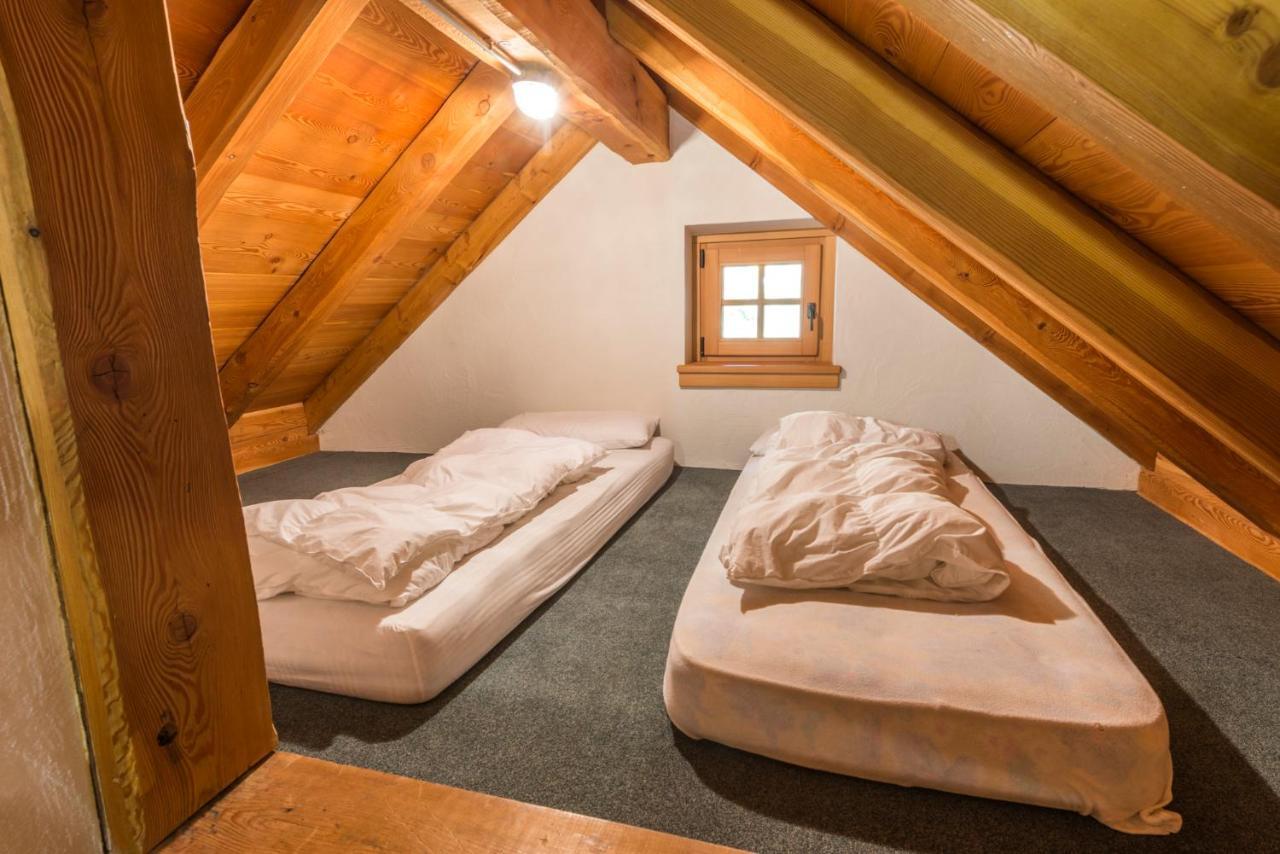 Room (8 Adults),945855223:JPEG