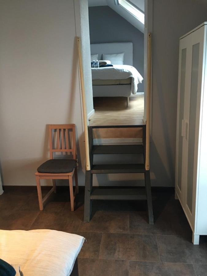 Vierpersoonskamer met Eigen Badkamer