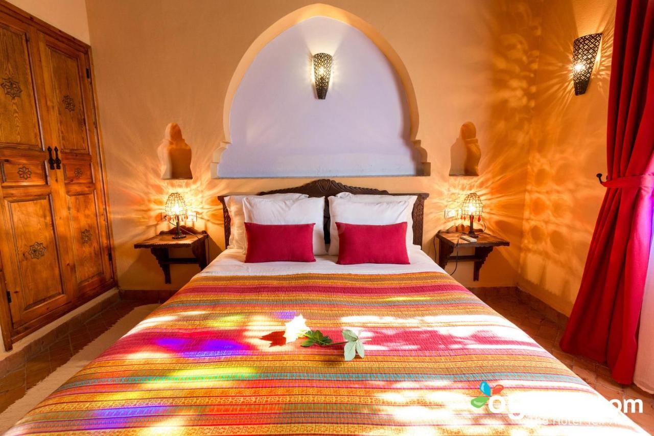 Family Room,1094582034:JPEG