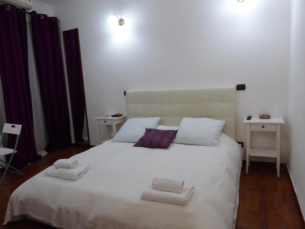 Large Double Room,1286177641:JPEG