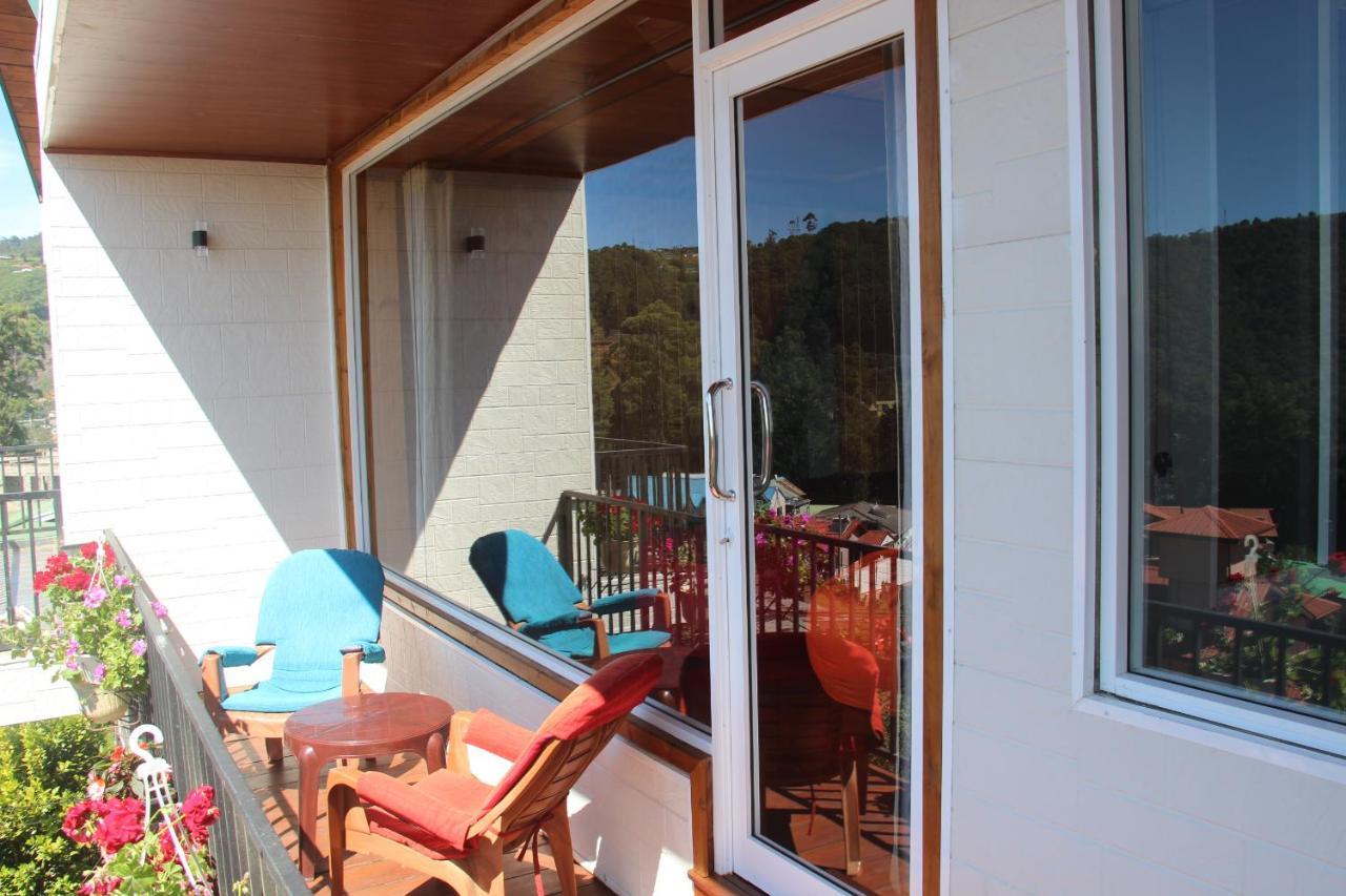 King Room Mountain View