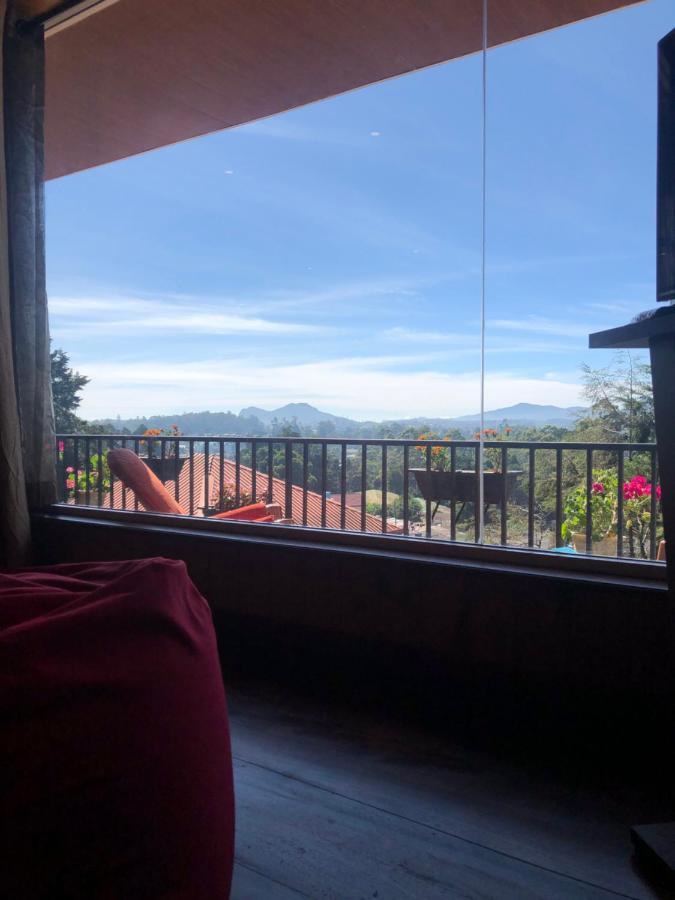 King Room Mountain View