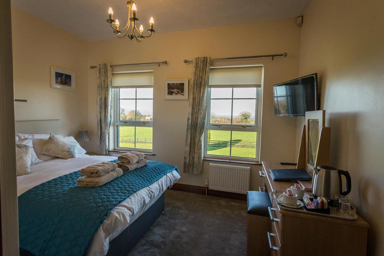 Deluxe Double Room with Shower,1008267553:JPEG