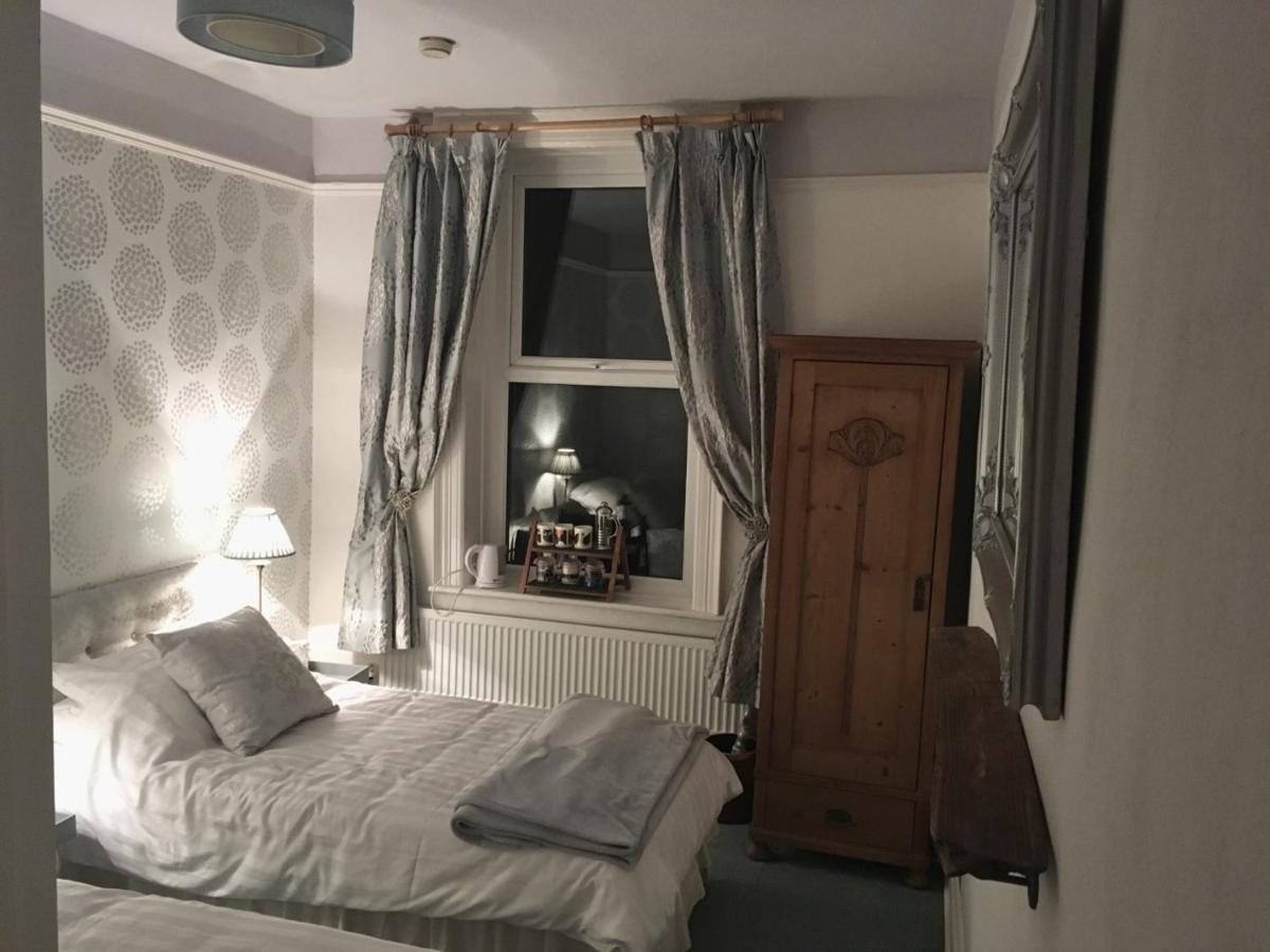 Deluxe Twin Room,991138360:JPEG