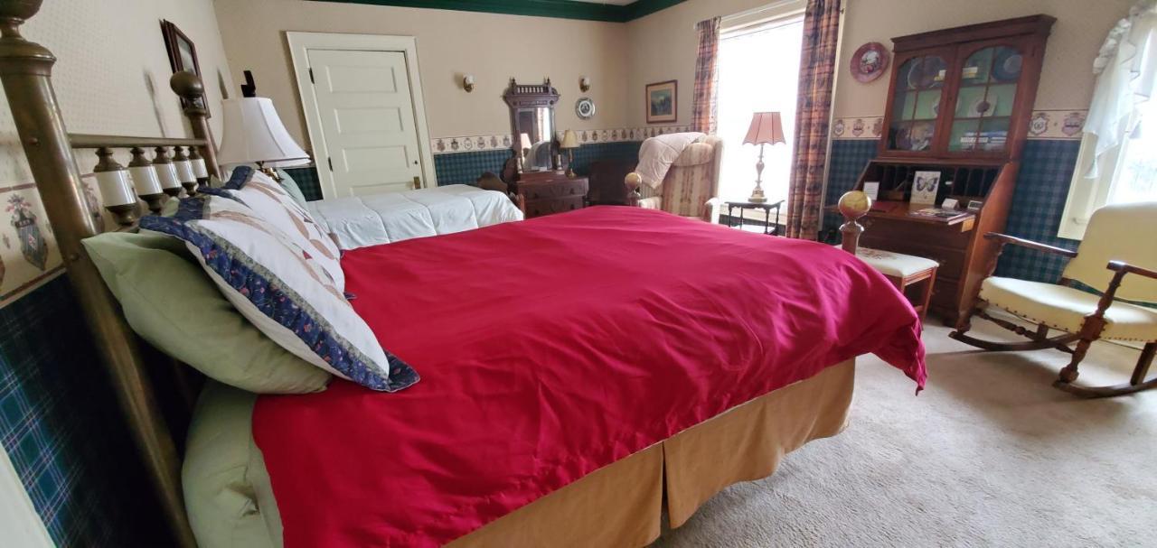 Triple Room with Private External Bathroom,989631178:JPEG