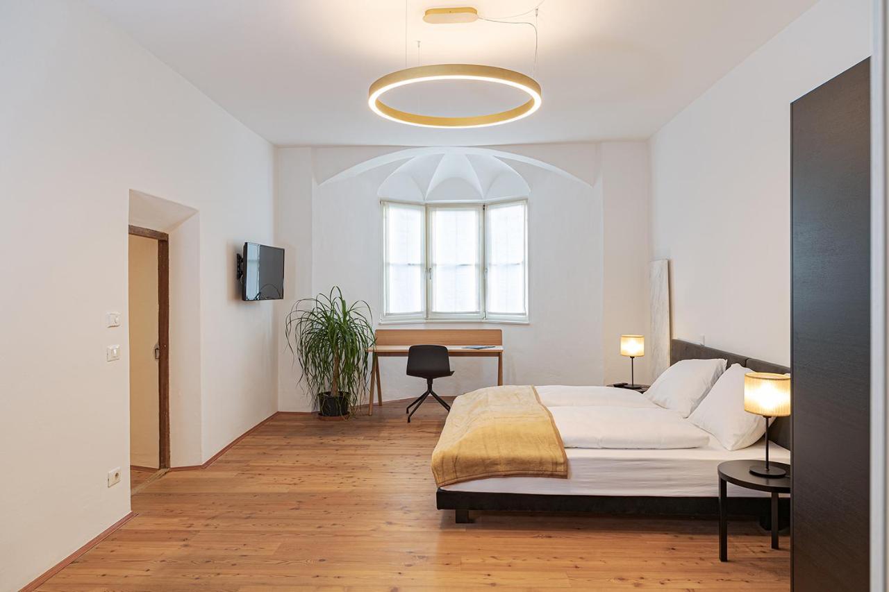 Two-Bedroom Apartment Annex 150m,995743189:JPEG