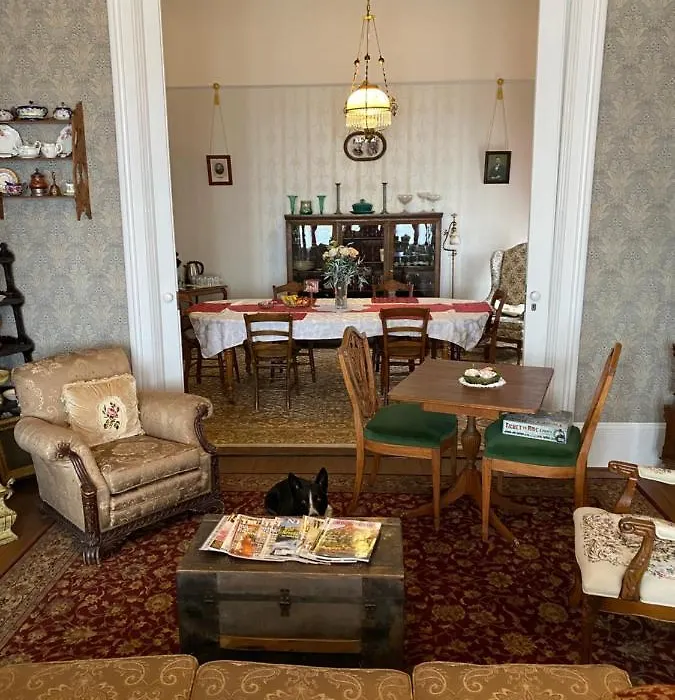 B Street House Inn-1