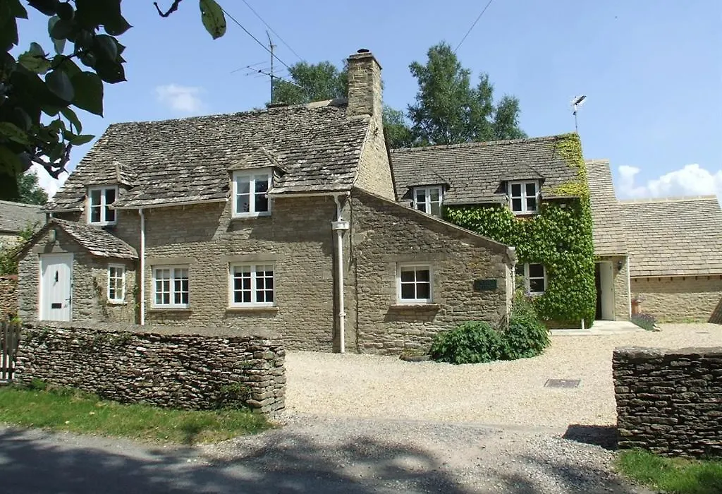 Well Cottage B&B-1