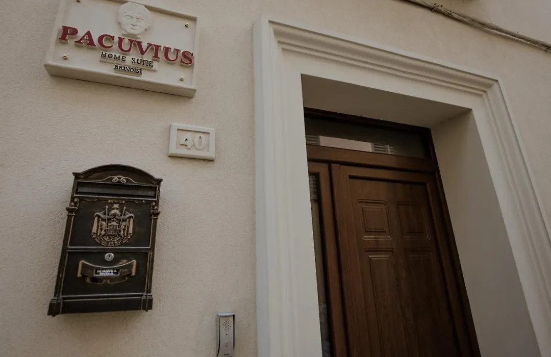 Pacuvius Home Suite B&B-1