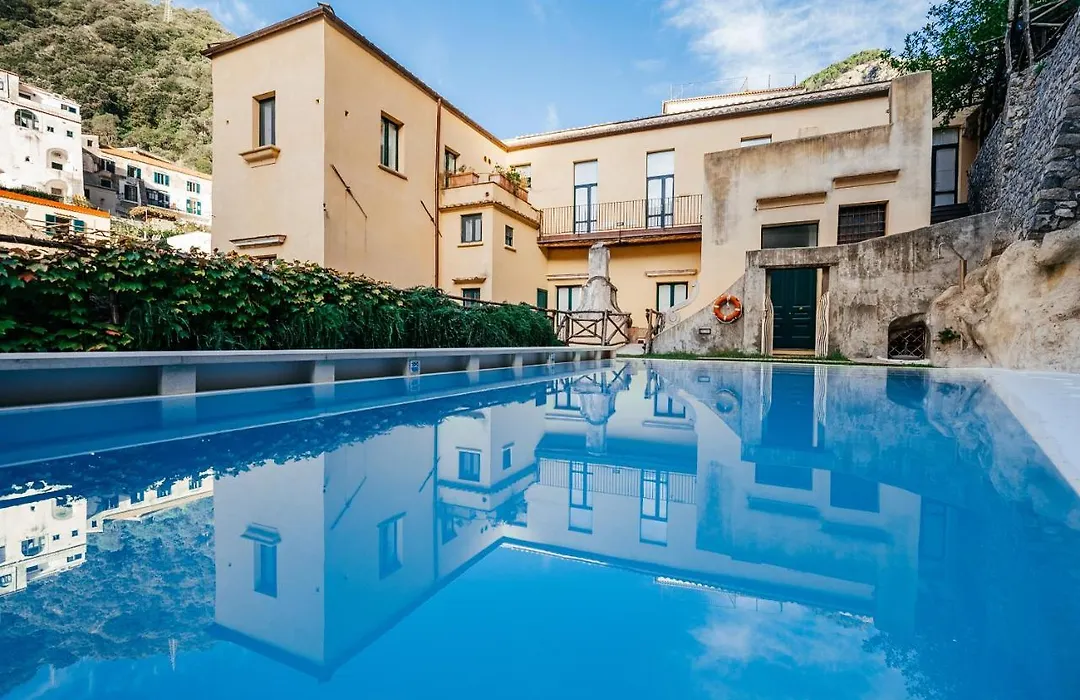 Amalfi Resort-1