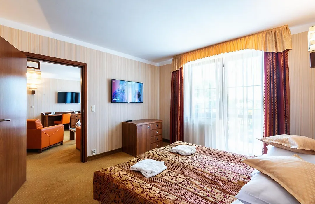 Dworek Morski Spa & Wellness-1