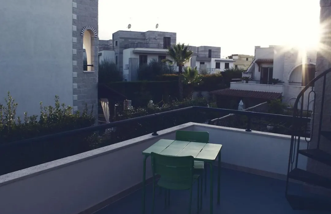 Ananke B&B-1