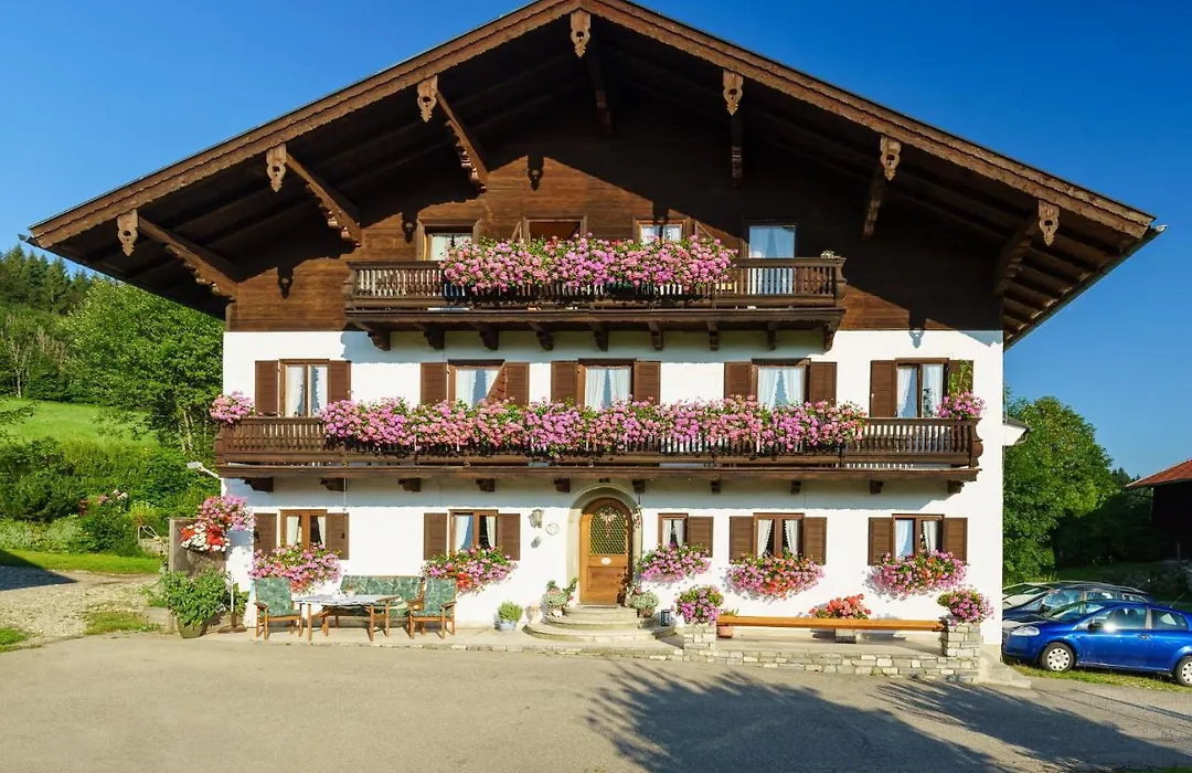 Schmuckhof inklusive Chiemgau Karte ab 1 Mai-1