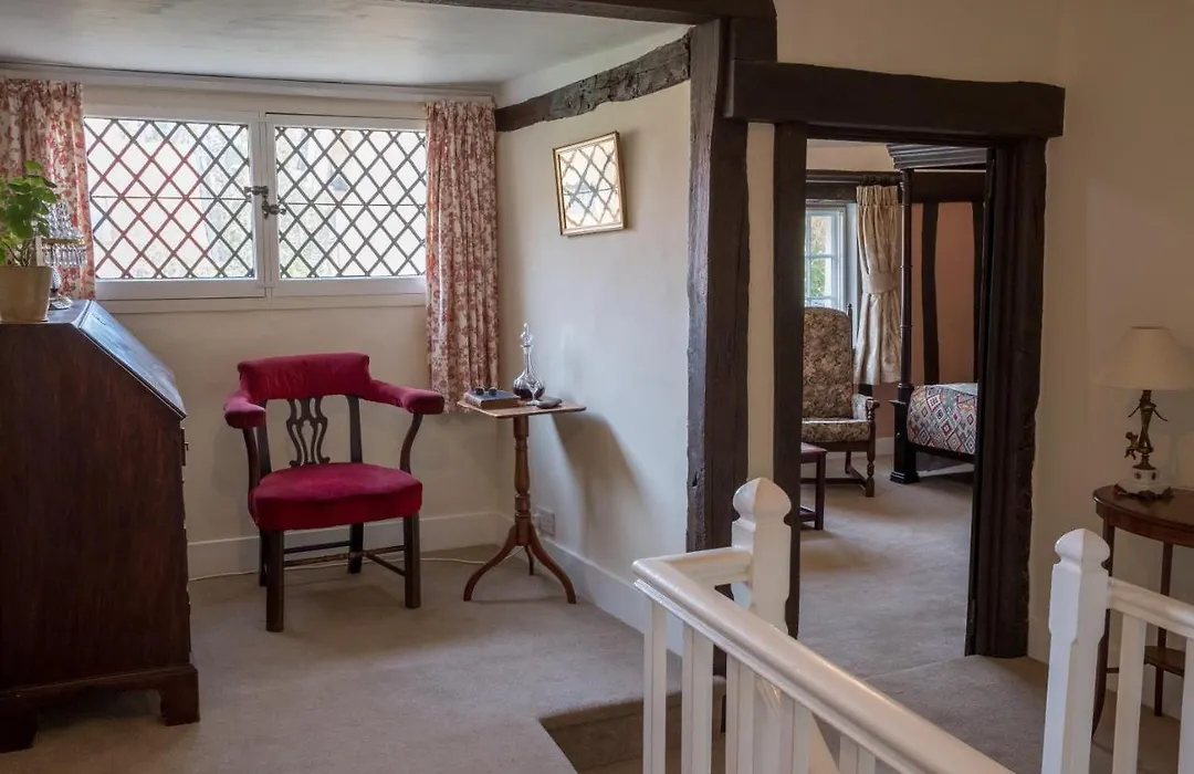 St Mary'S Bed & Breakfast-1