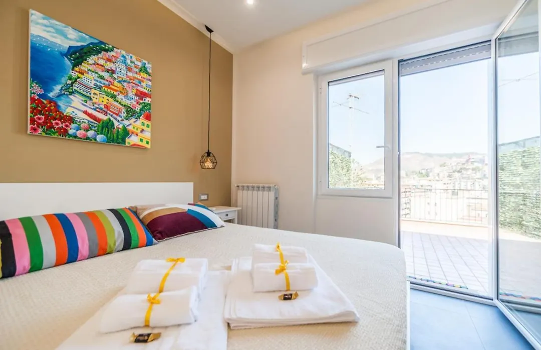 Attico Oltremare B&B-1