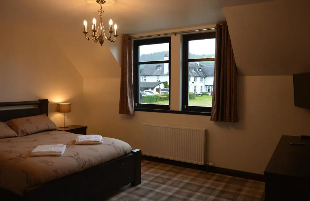 Whitehouse B&B-1