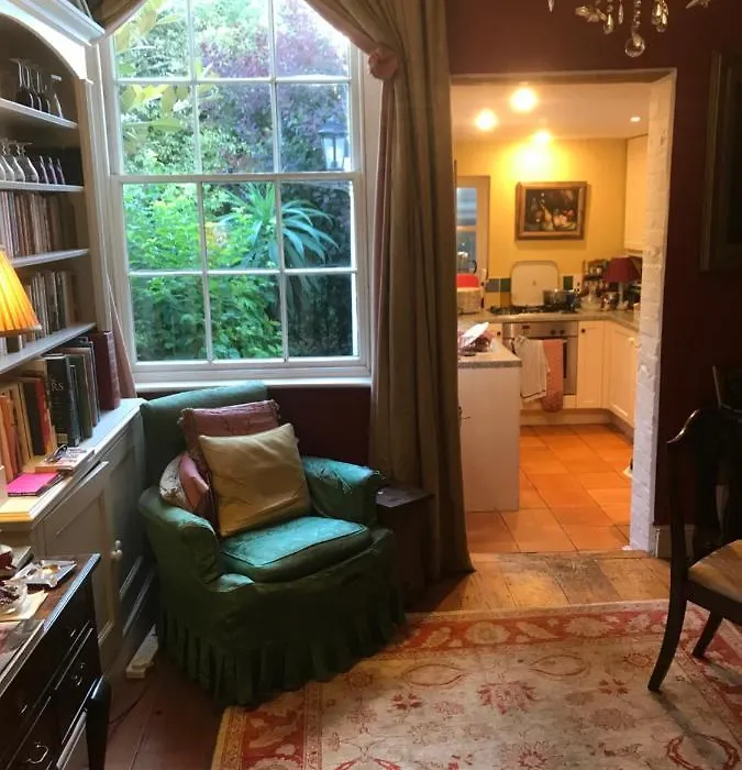 10 St James Villas-1