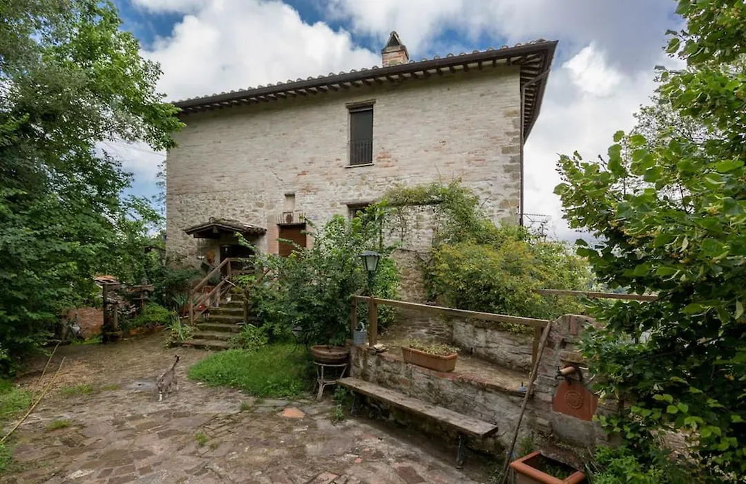 Agriturismo Il Poggio Degli Scoiattoli-1