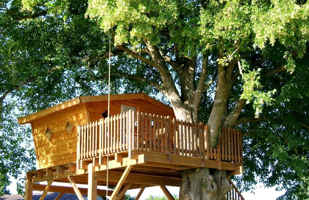Les Cabanes de Gros Bois-1