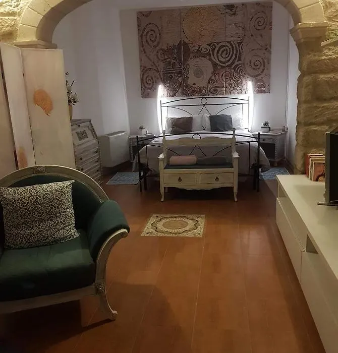 Lughera B&B-1