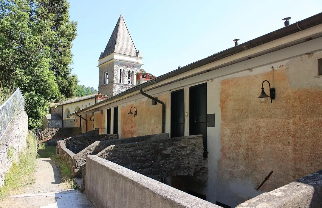 Santuario NS Soviore Cinque Terre-1