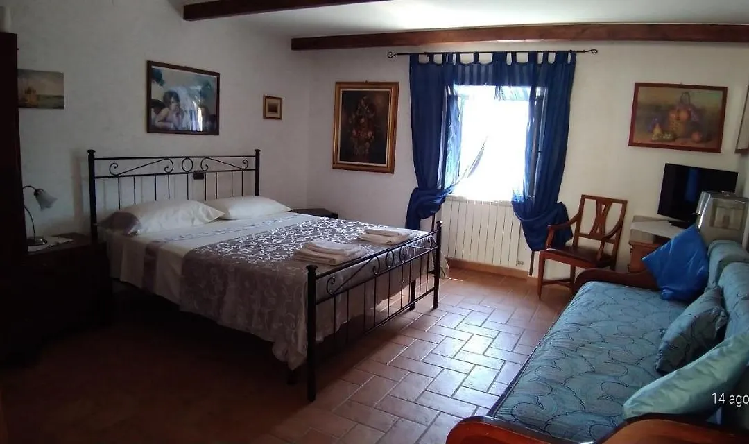 Il Borgo 38-1