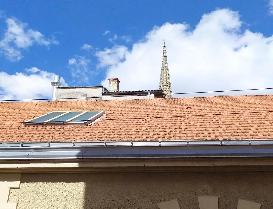 B&B Bordeaux Saint Michel-1