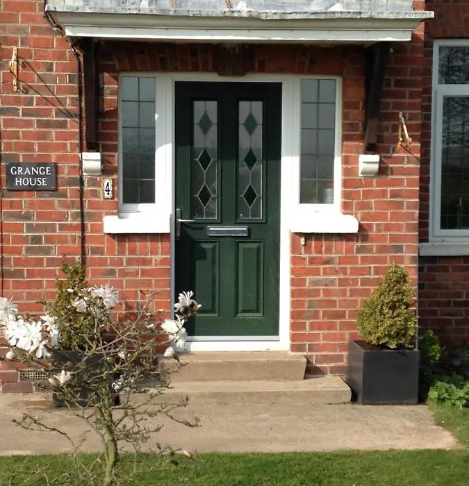 Grange House Bed & Breakfast-1