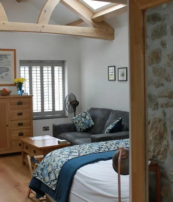Bryher Cottage-1