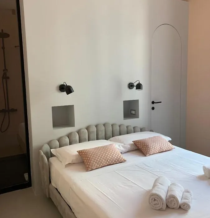 Luciani 33 Luxury Rooms-1