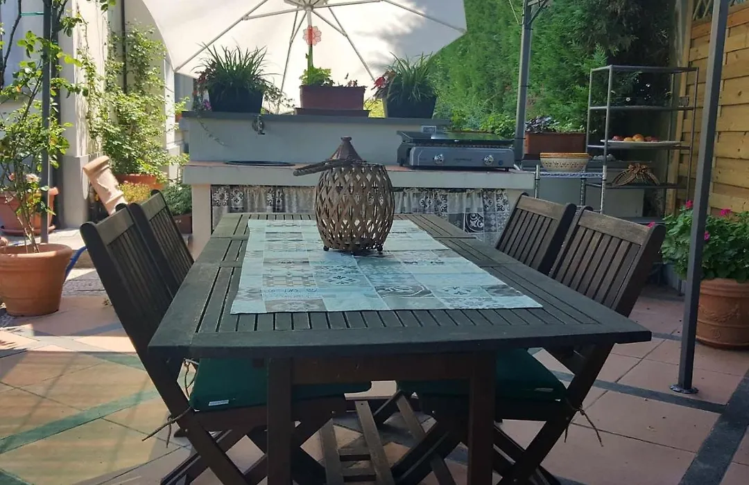 La Terrazza sui Vigneti-Rovescala-1