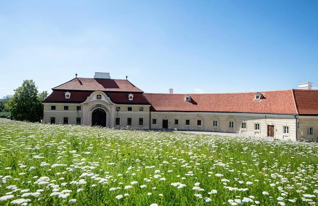 Gästehaus Benediktinerstift Göttweig - Bed&Breakfast Monastery-1