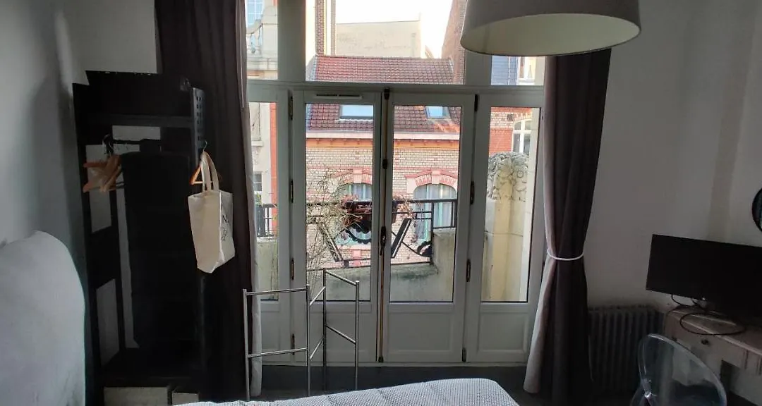 La Villa 30-1