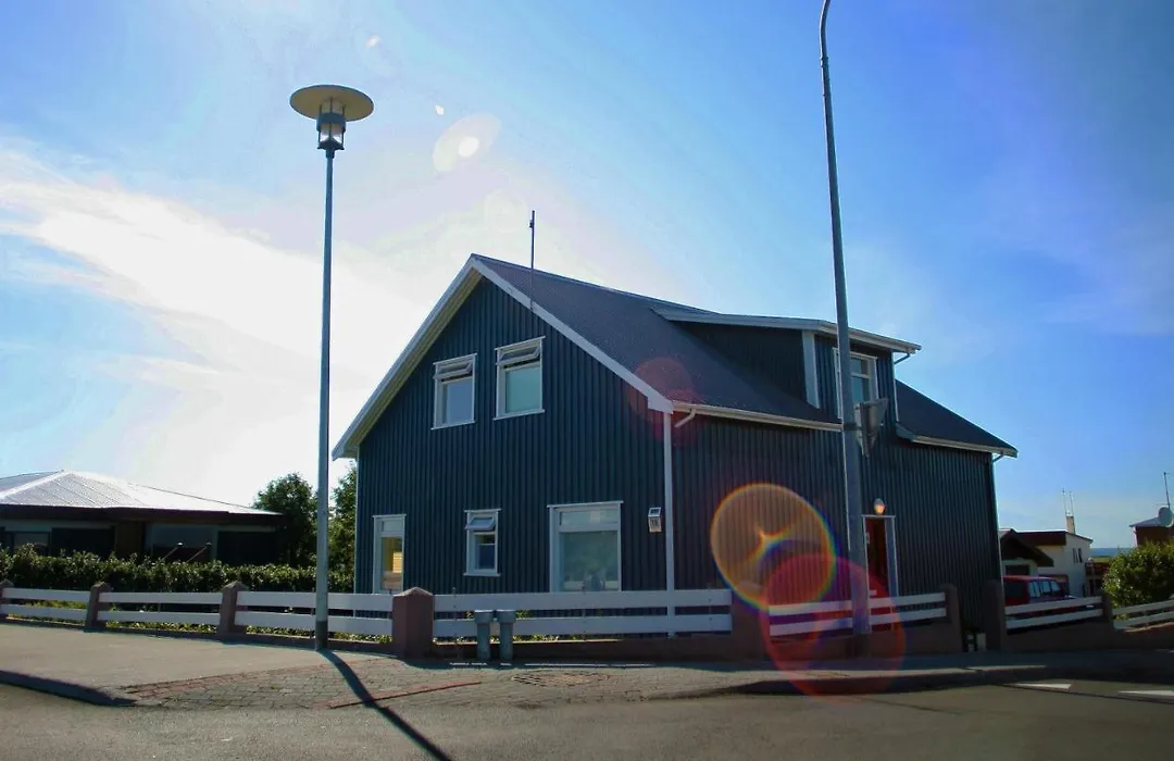 Blue House B&B-1