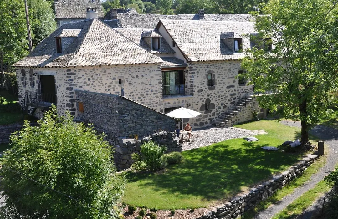Aux Caprices d'Aubrac-1