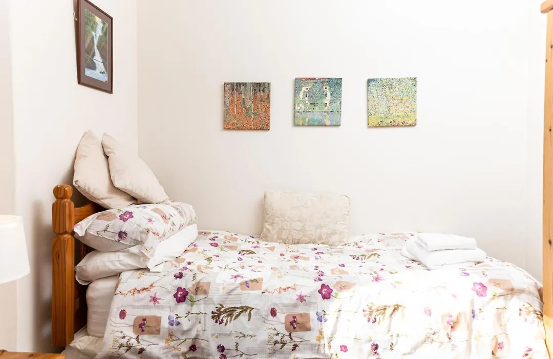 Bosayne Guest House-1