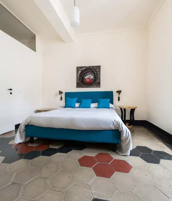 Via Garibaldi 31 Suites-1