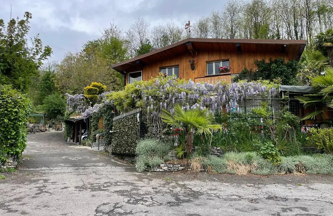 Al cervo tra i laghi-1