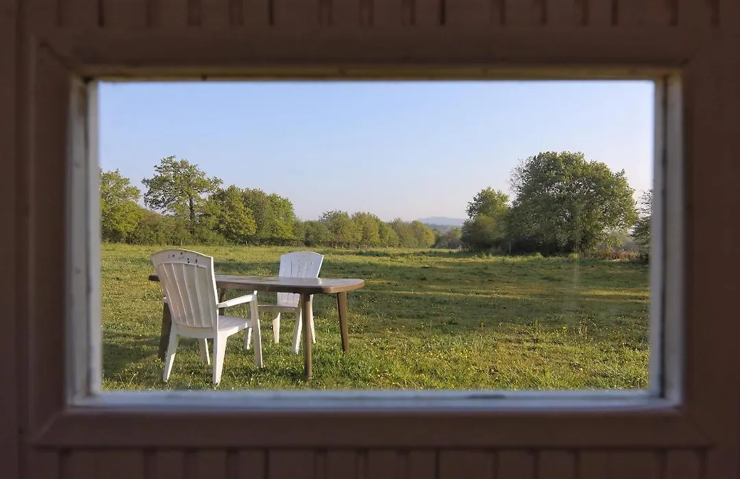 Domaine des Pierres Jumelles-balade à cheval-chambre d'hôtes Mayenne-1