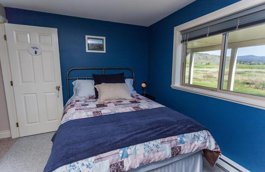 Overlander B&B-1