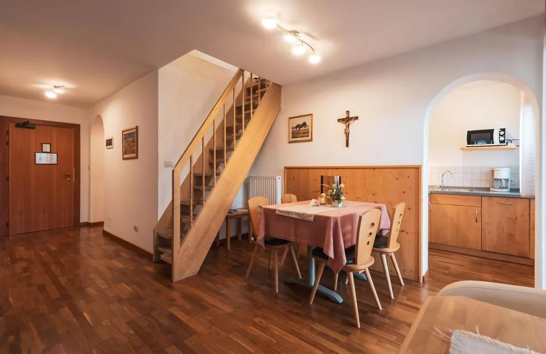 Garni Residence Trocker-1